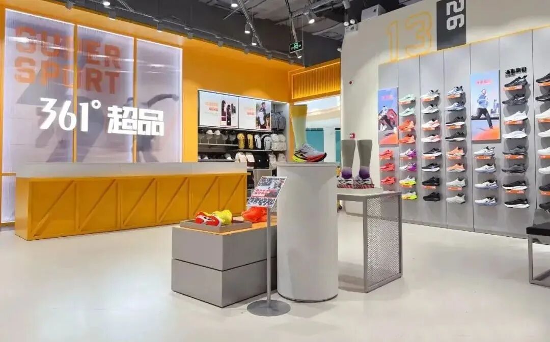 110亿晋江鞋王，猛开千平大店_乐游天下