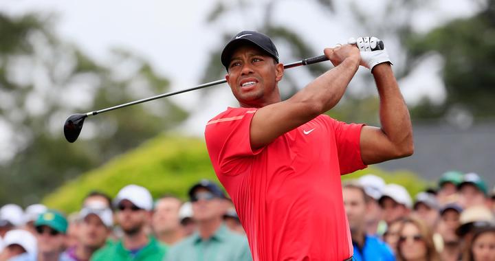 美国高尔夫球星“老虎”伍兹因酒驾发生翻车事故被捕