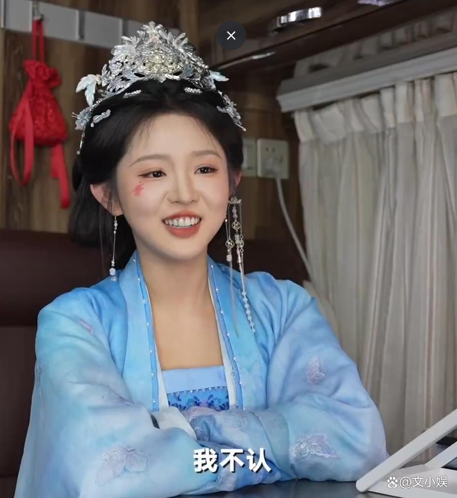 00后短剧演员被称“短剧一姐”,本人表示:我不认,这是一种前进的动力吧!|李柯以|李柯|爆款|内耗|流量_新浪娱乐_新浪新闻