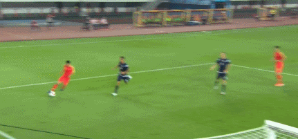 比赛第31分钟，杨旭就已打入4球。