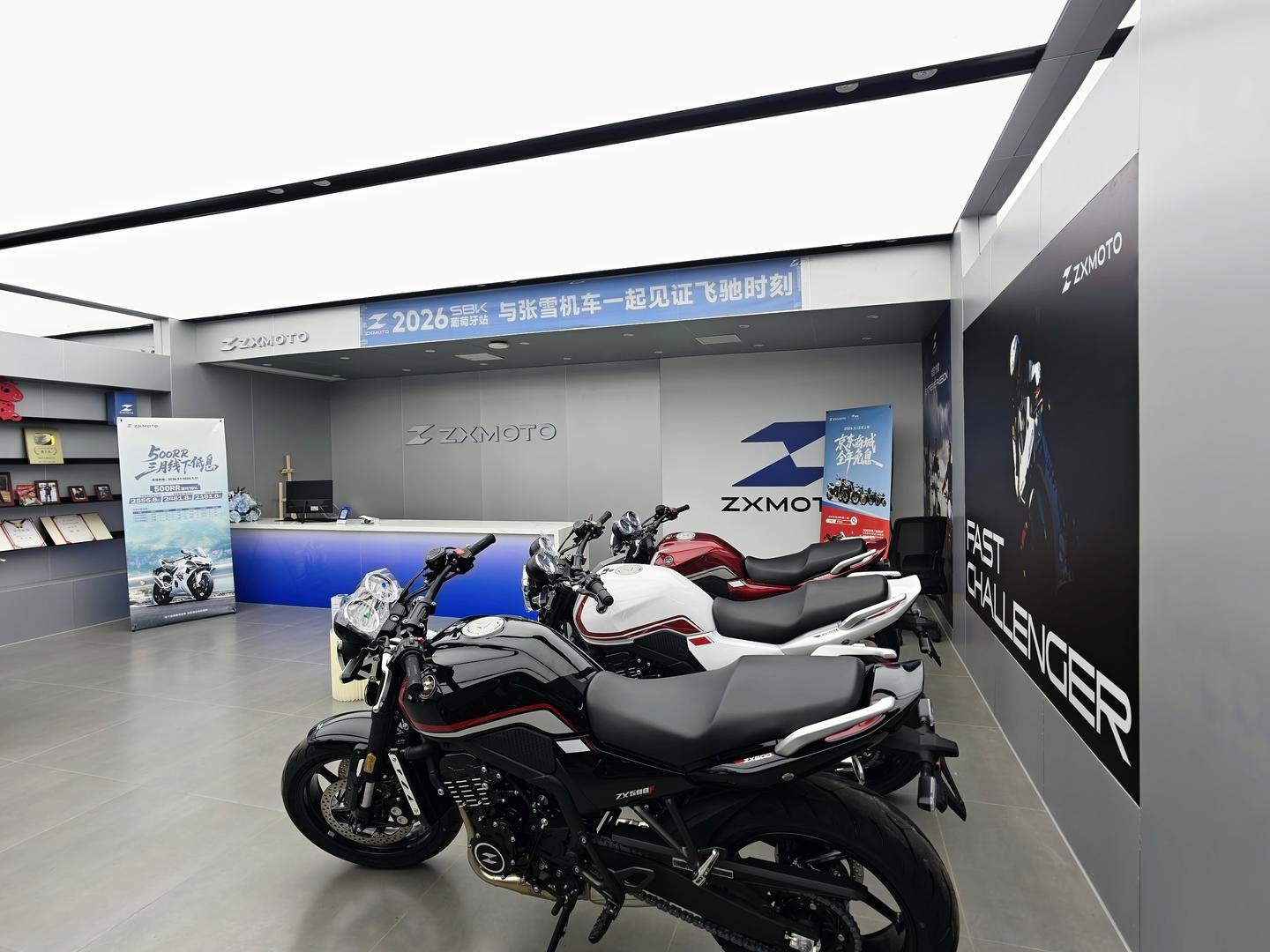 2026年3月30日，重庆，张雪机车专卖店。图据视觉中国