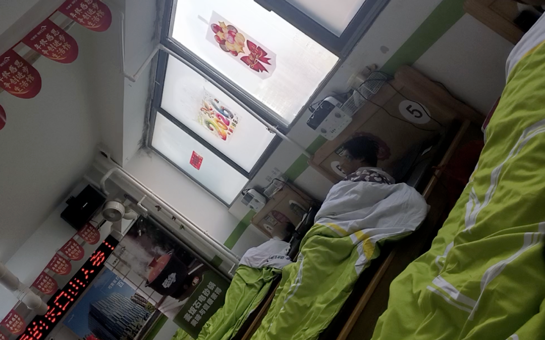 天价“发热床垫”调查：店员夸大疗效，宣称每天躺一躺能治癌症高血压