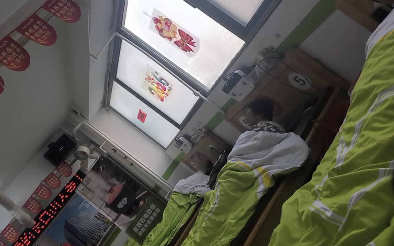 天价“发热床垫”调查：店员夸大疗效，每天躺一躺能治癌症高血压