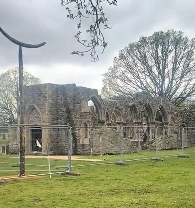 几乎和游戏里一模一样