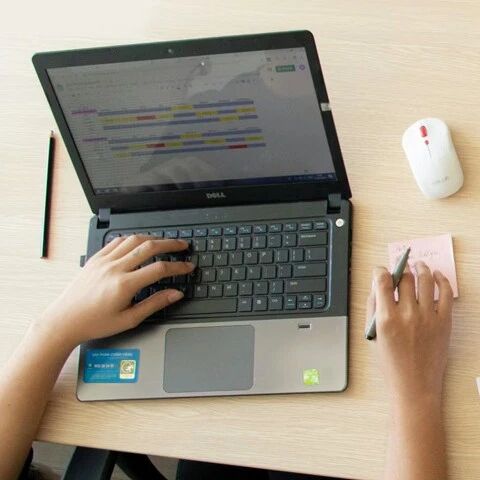 时薪6毛钱，Anthropic开始出租AI牛马