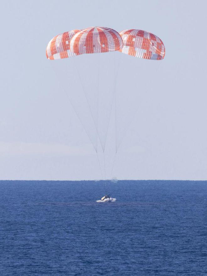 “阿耳忒弥斯2号”宇航员返回地球，完成创造历史的探月任务|月球|NASA|飞船|猎户座|登月_新浪新闻