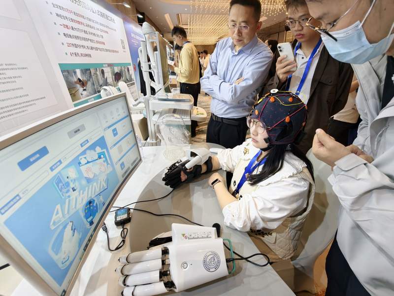 全国首次，天坛医院将教学级直播“北脑一号”植入式脑机接口手术