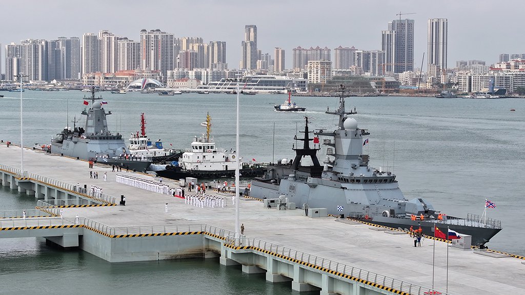 4月15日，俄罗斯海军舰艇编队访问广东湛江。