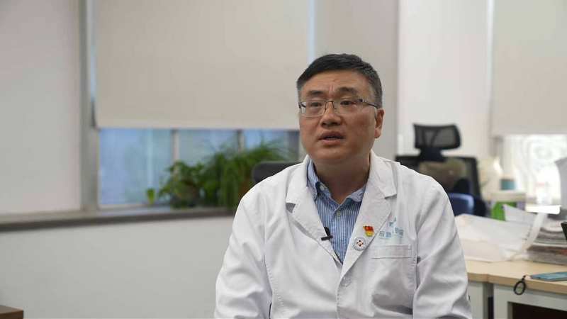 医生缪国斌。受访者供图