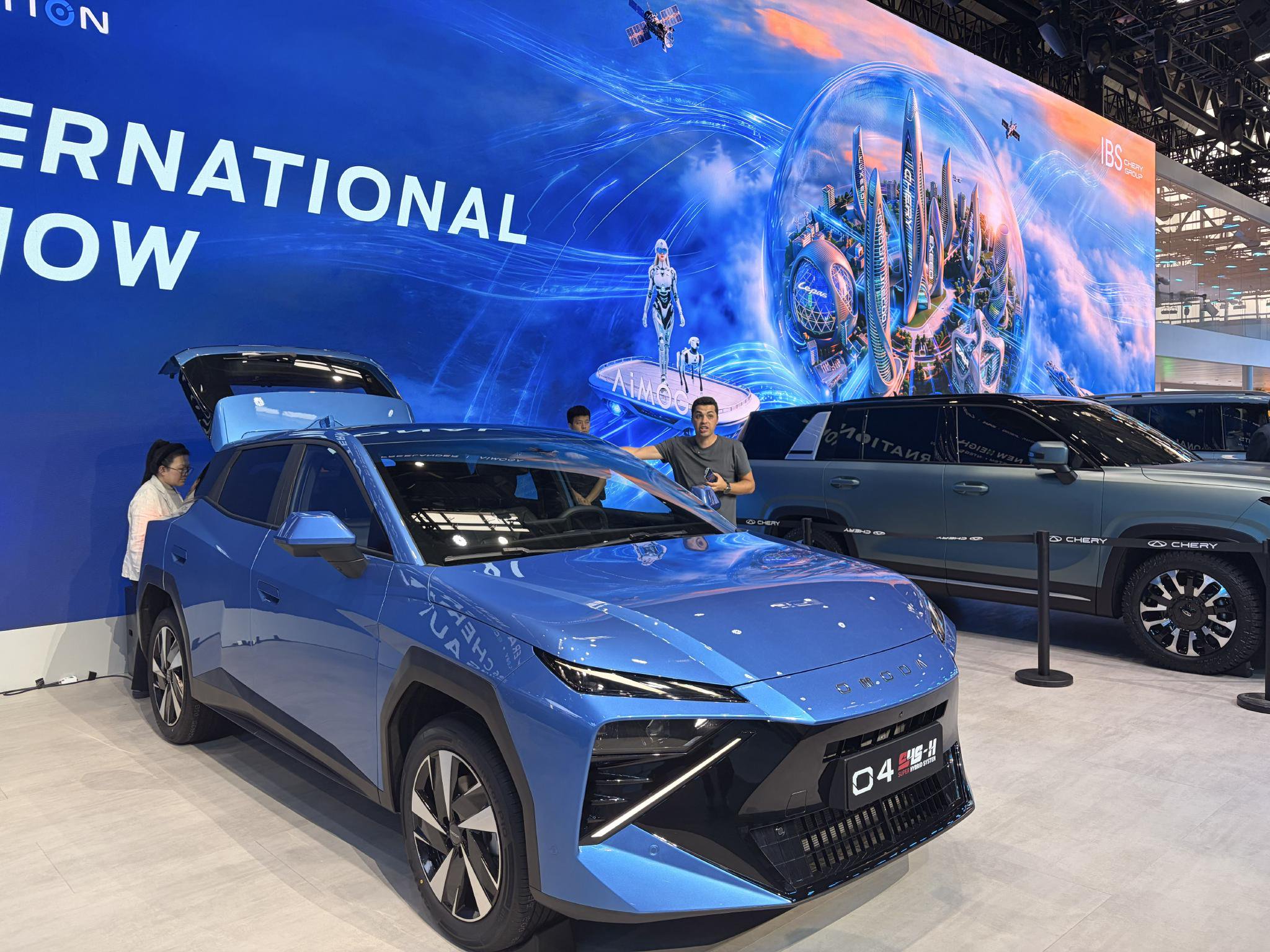 车企出海战略“升档”，北京车展上频频喊出“在当地、为当地”