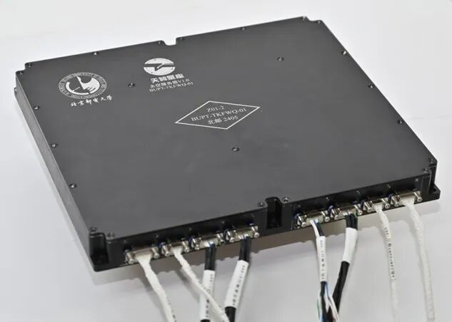 太空服务器实物。空服欧交易所app官网入口受访者供图