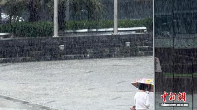 广东56个镇街遭遇暴雨、大暴雨|广东省_新浪财经_新浪网