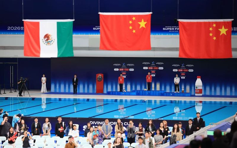 王宗源、郑九源包揽男子单人3米板金银牌。新京报记者 王飞 摄