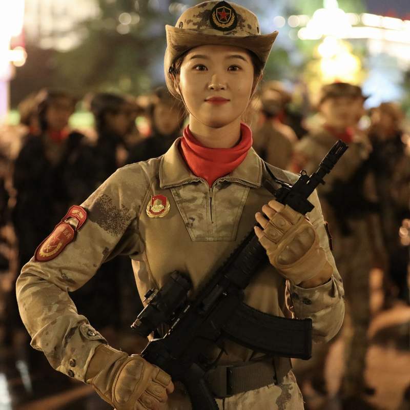 2025年，黄泽钰参加九三阅兵。受访者供图