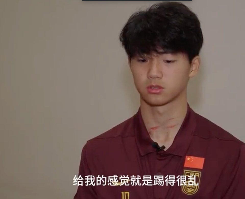 脖子都被抓红！万项亲述U17国少绝境翻盘的全程|卡塔尔|出线|比赛|世少赛|亚洲杯_新浪体育_新浪新闻