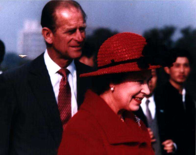1986年，英国女王伊丽莎白二世和丈夫来天坛参观。天坛公园供图