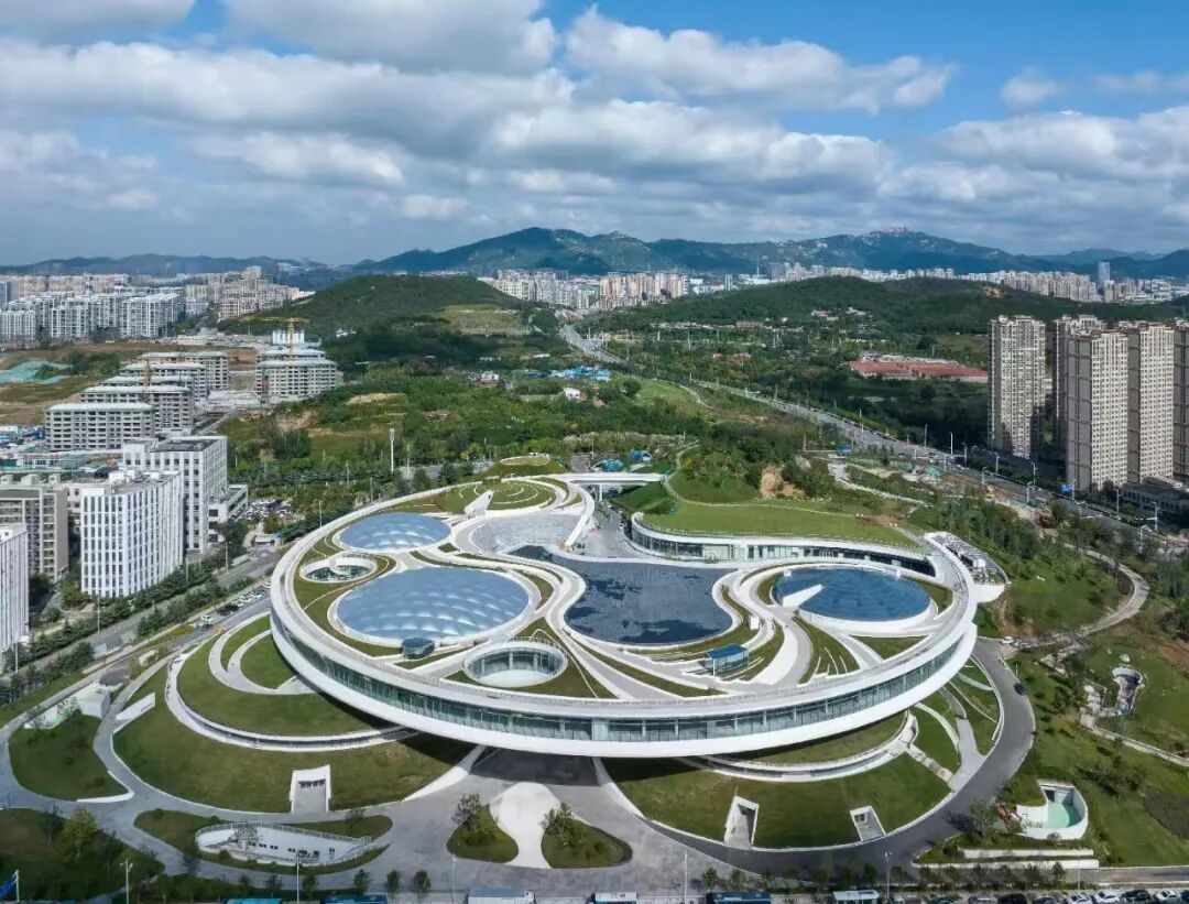 青岛虚拟现实创享中心。青岛市崂山区供图