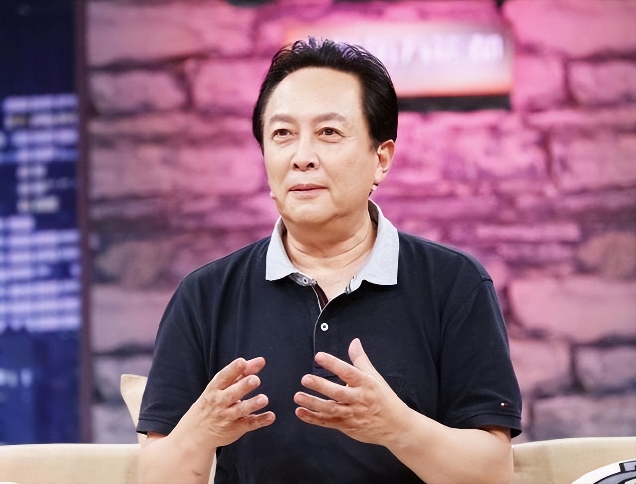 没想到，众星发文悼念魏宗万，却意外＂撕下＂唐国强仅剩的体面