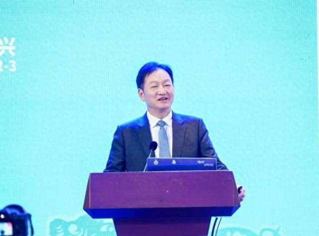 图为秦英林。图片来自牧原集团公众号。