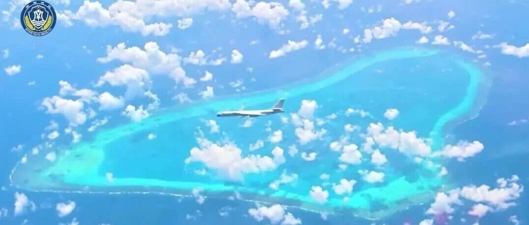 中国空军飞行员：在自家院子转，紧张个啥？！