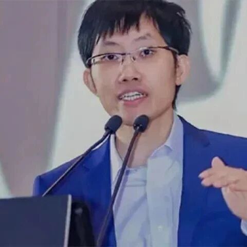 梁文锋，打新长鑫
