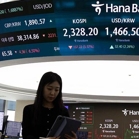 「韩国最好的夏天」：120万人爆仓，巨亏940万亿