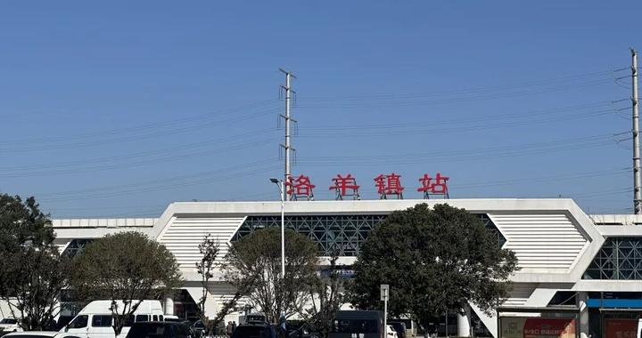 昆明列车撞施工致11死