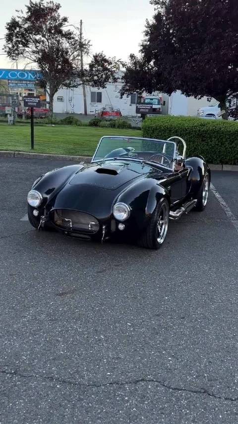 Shelby Cobra，<em>老爷</em><em>车</em>的魅力依旧