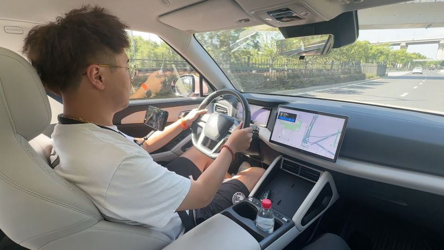 预算10万想买比亚迪元UP，抄底现款还是坐等新款？