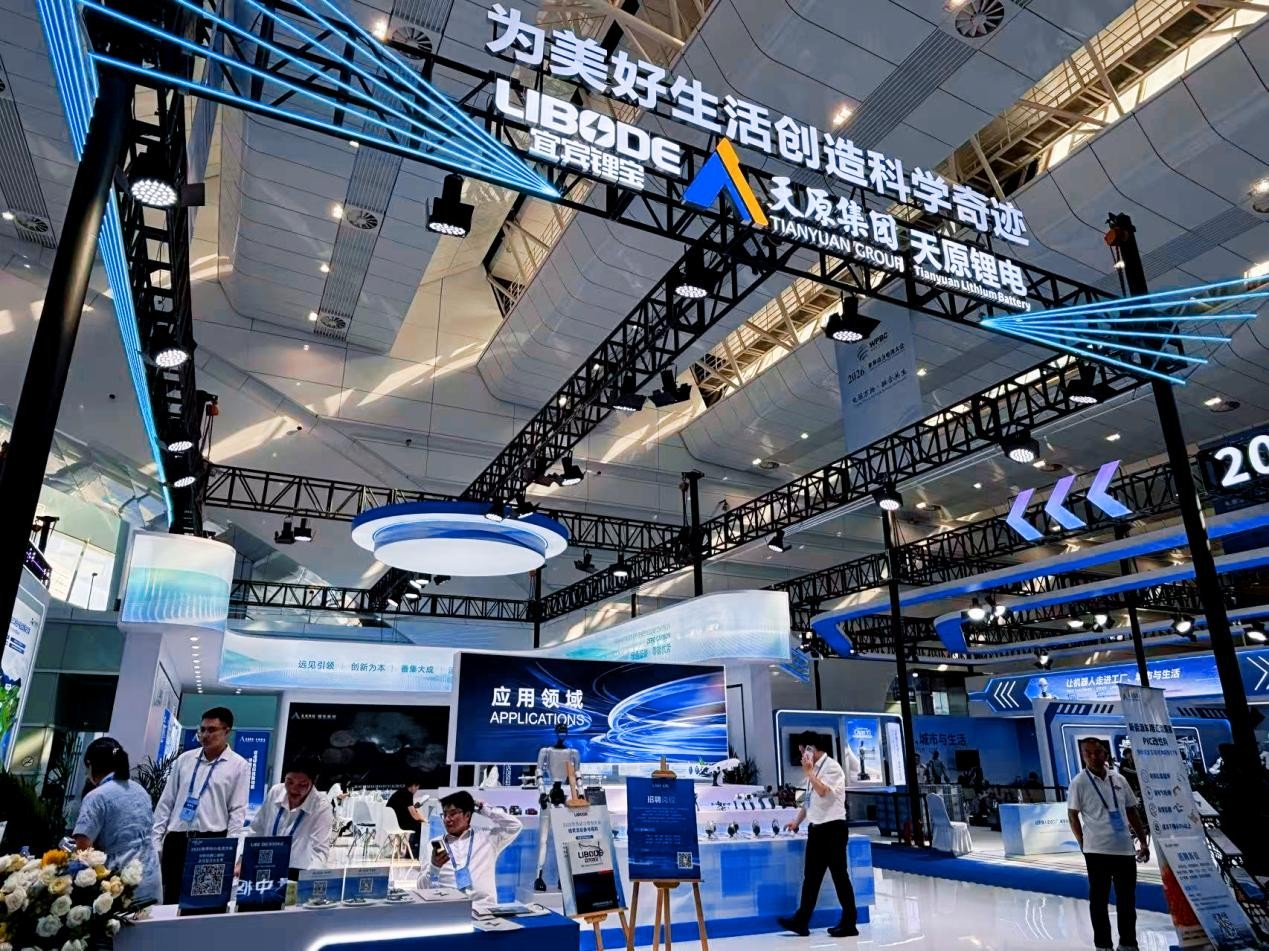 天原集團展台。新京報記者揭明玥 攝