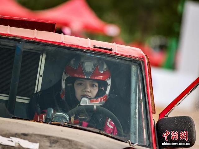 图为参赛选手比赛瞬间。(主办方供图)