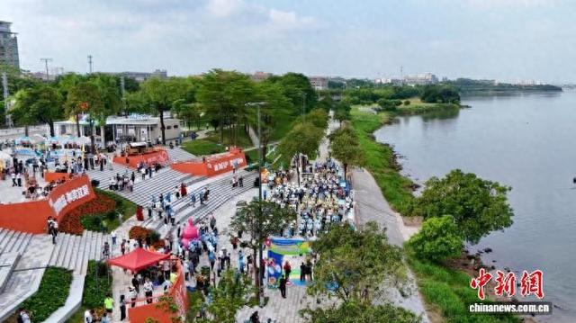 10月1日，2026东莞沿东江引领区碧道骑行嘉年华现场。东莞市委宣传部供图