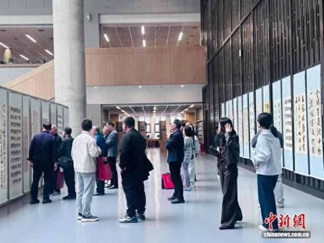 图为“唐诗润长安·翰墨绽芳华”主题书法展。陕西省图书馆供图