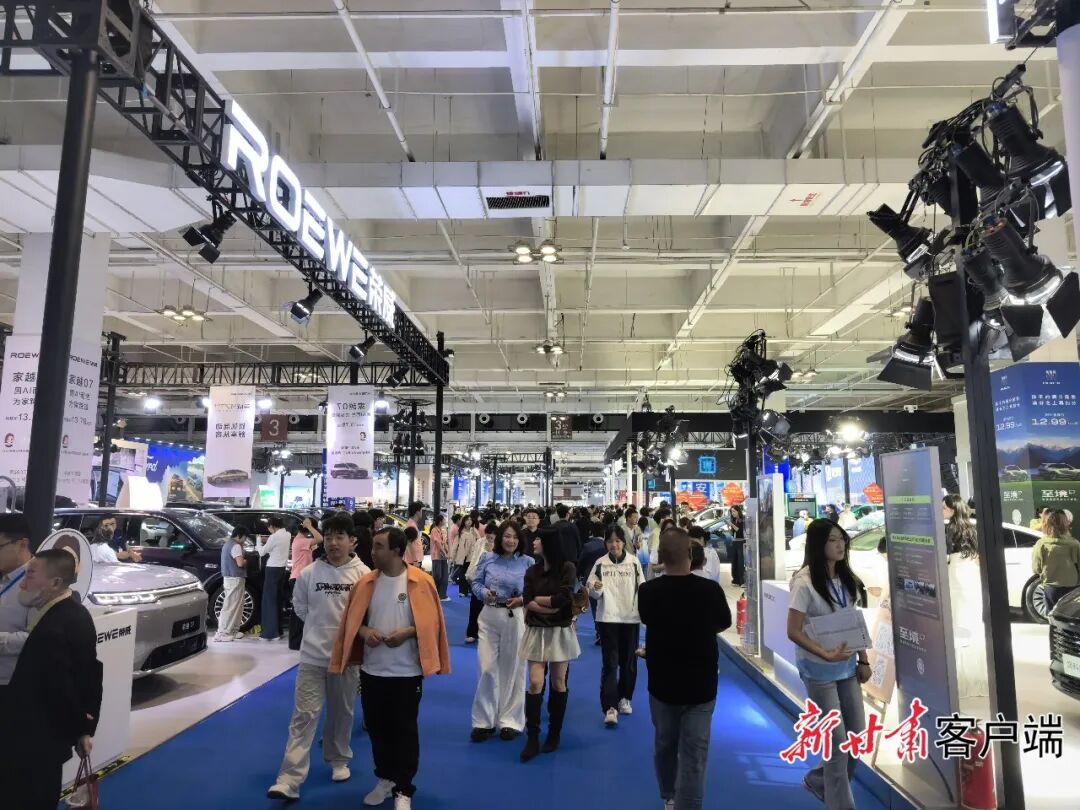 兰州十一国际车展。