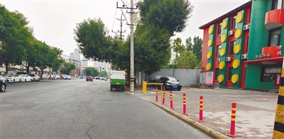 三处圈占人行便道完成整改