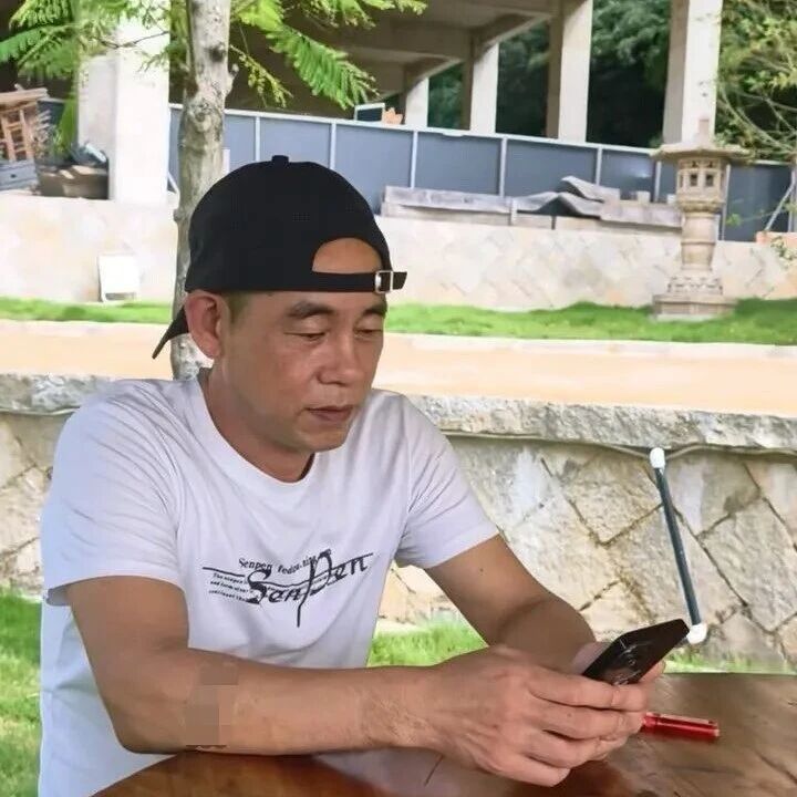 撞脸陈小春工人：未被辞退