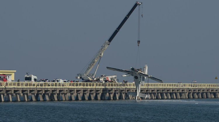 致命“首航” 上海金山“7·20”水上飞机事故背后