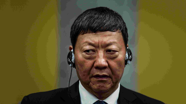 伊利VS蒙牛：我们喝的不是牛奶而是广告