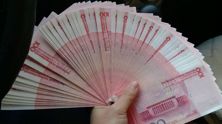 中国近八年工资涨幅世界第一