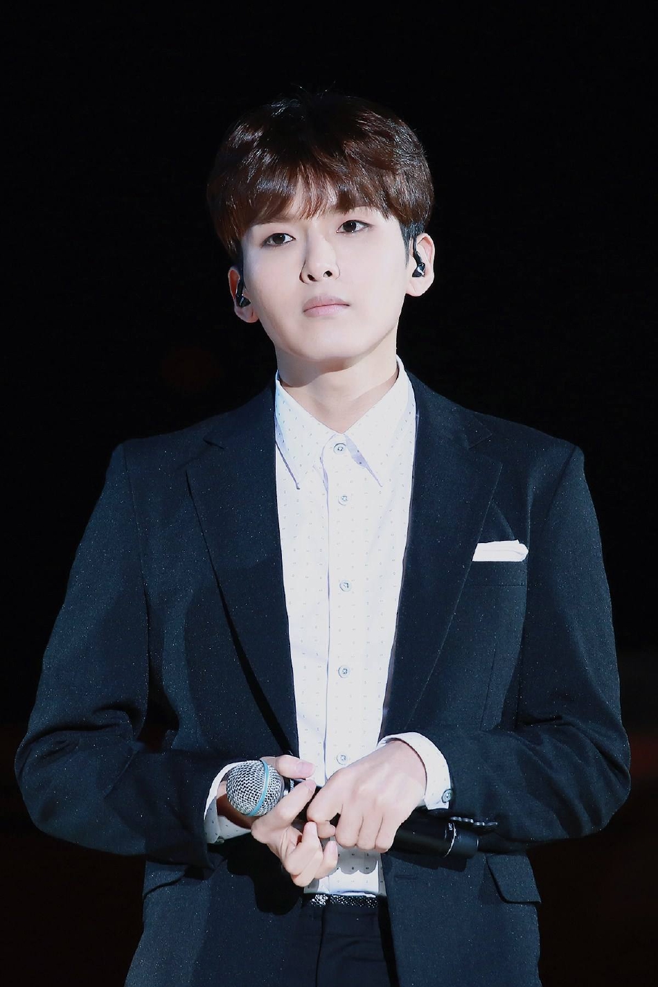 韩媒曝superjunior厉旭确诊新冠 现正在进行隔离中|新冠肺炎_新浪新闻