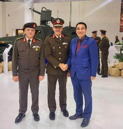 华国中主席与埃及中央军委高级将领