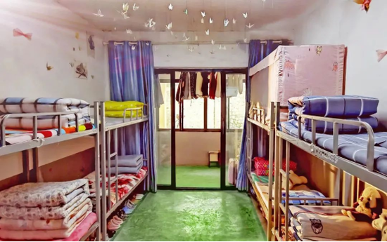 2023年春季插班生招收公告i六盘水市兴华中学