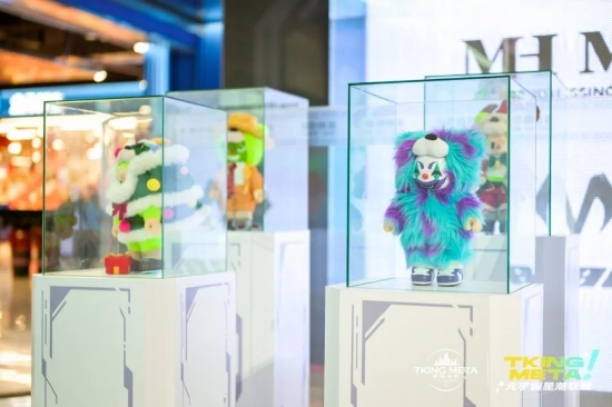 (YOOT TOY品牌展示区)
