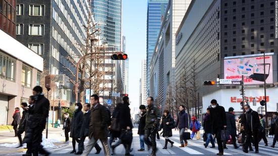 日本上调2021财年经济增长预期至4%