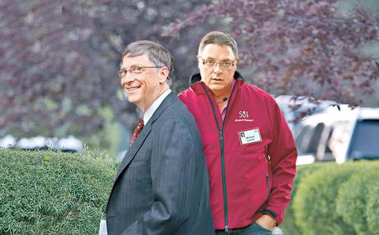 传红衣者为比尔-盖茨的家族办公室负责人迈克尔-拉森