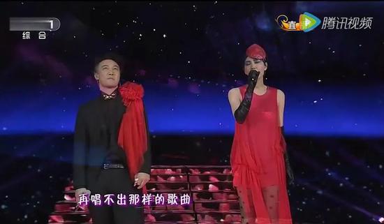 今晚的集体假唱,电到我了