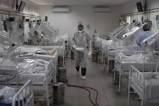 美国新冠肺炎病例激增 全国三分之一医院病床告