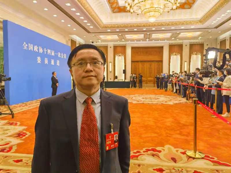 全国政协委员吕国泉:建议惩罚设置35岁年龄门槛的企业