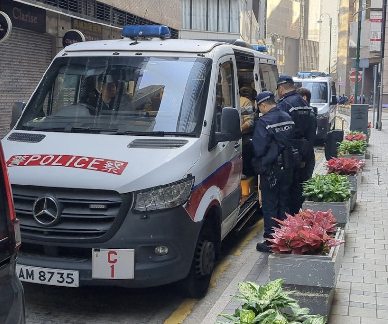 香港警方回应10亿日元劫案：正调查被拘捕男子与受害人关系