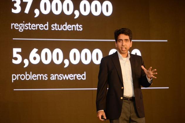 可汗学院创始人萨尔曼·可汗发表演讲.
